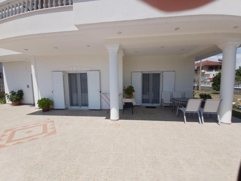 Konstantinos Apartments Ammoudia Exterior foto