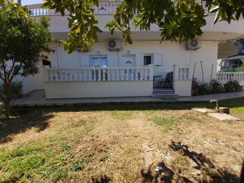 Konstantinos Apartments Ammoudia Exterior foto